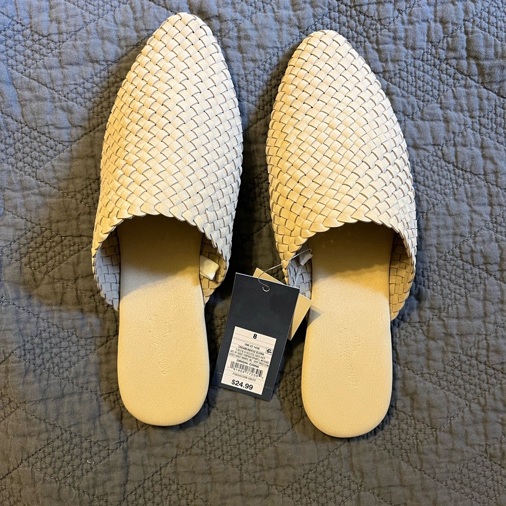 NWT Cream Slides Sandals by Universal Thread